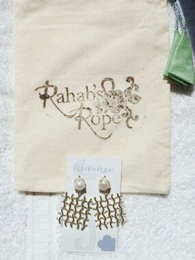 NWT-Rahab's Rope Gold & Pearl Earrings PLUS bag (see photos)